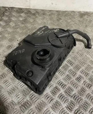 Skoda Fabia Mk1 (6Y) Rocker cam cover 045103475C