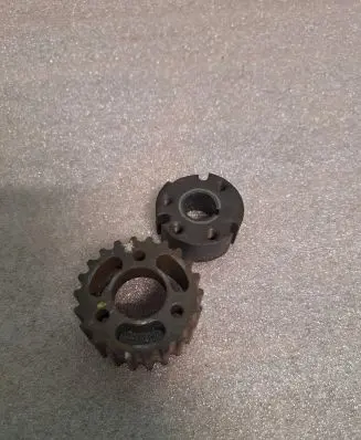 Volkswagen PASSAT B6 Fuel pump gear (pulley) 03LH30111B