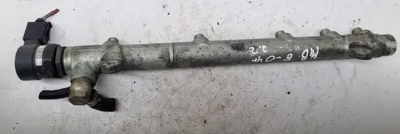 Mercedes-Benz E W211 Fuel main line pipe A6110700395
