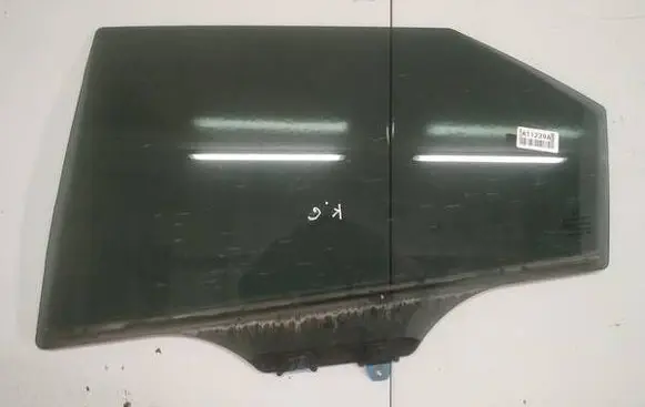 Honda Civic IX Rear door window glass AS3