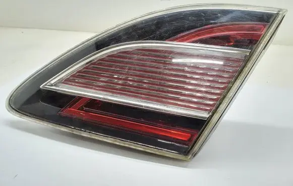 Mazda 6 Tailgate rear/tail lights GS1F513F0