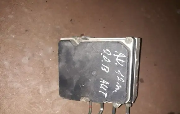 Toyota Avensis T270 ABS Pump 0265952119 0265252483