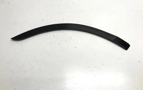 Rear door trim (molding)
