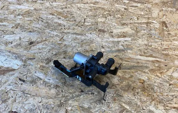 Volvo XC40 Other devices 31684222