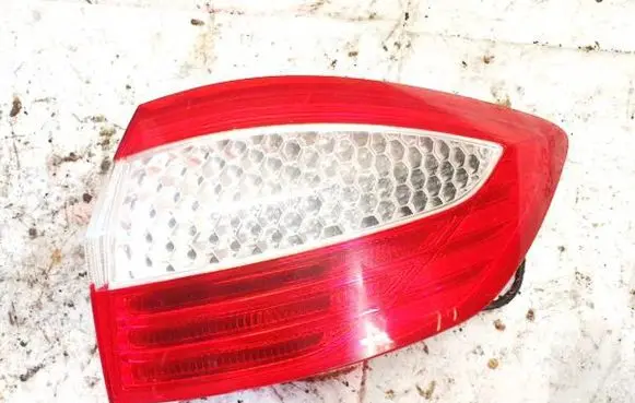 Ford Mondeo MK IV Rear/tail lights 7s7113404b 7s71-13404-b