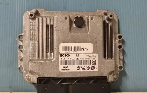 Hyundai Tucson JM Engine control unit/module 3911427296