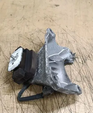 BMW 5 GT F07 Gearbox mounting bracket 2232678122903 22326781229 6781229