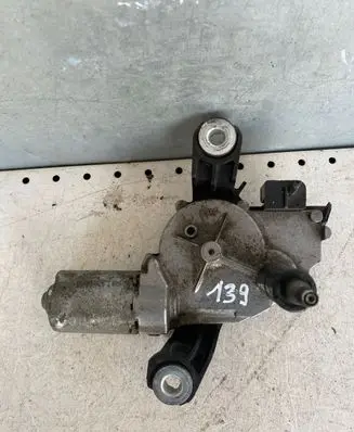 Volkswagen Golf Plus Rear window wiper motor 0390201809