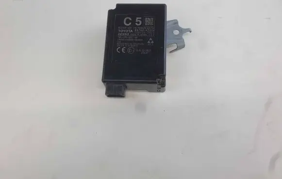 Toyota RAV 4 (XA40) Other control units/modules 8976042034