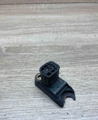 Audi A6 S6 C6 4F Airbag deployment crash/impact sensor 4F0907651