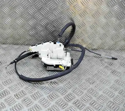 Maserati Quattroporte Coupe door lock (next to the handle) 68203006AA 670030621