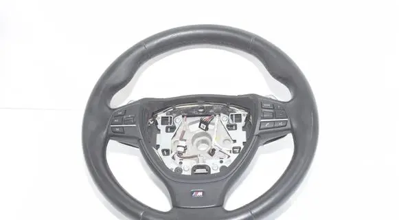 BMW 6 F06 Gran coupe Steering wheel 8710301 7844105 32337844105