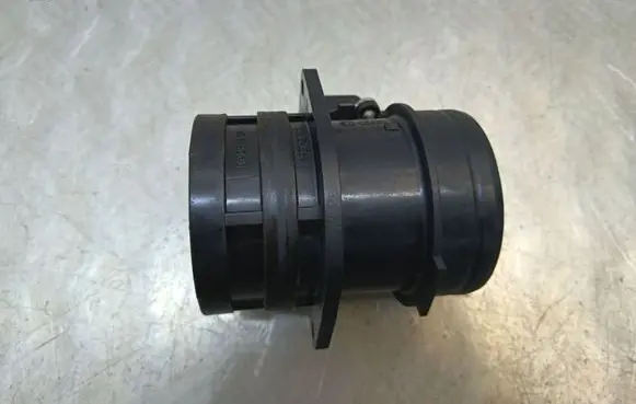 Audi Q7 4L Mass air flow meter 06J906461B