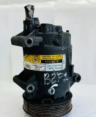 Renault Megane II Air conditioning (A/C) compressor (pump) 8200309193