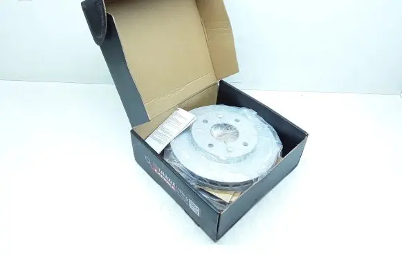 Mitsubishi Space Star Front brake disc 1031770