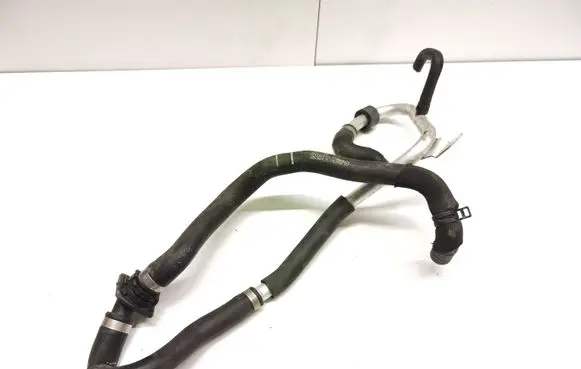 Mercedes-Benz GLC X253 C253 Engine coolant pipe/hose A2058303104