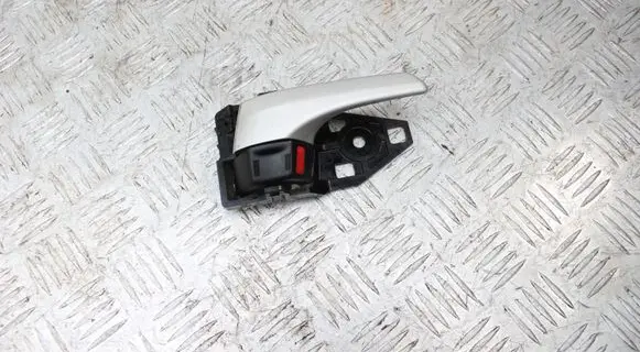 Toyota Prius (XW30) Front door interior handle