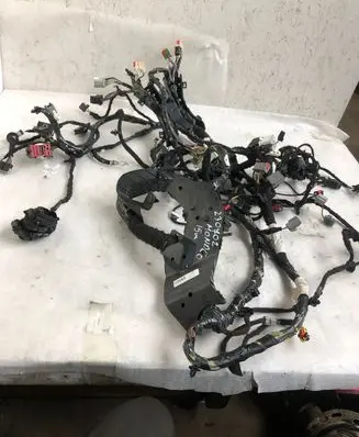 Ford Mondeo MK V Panel wiring Dg9t14401