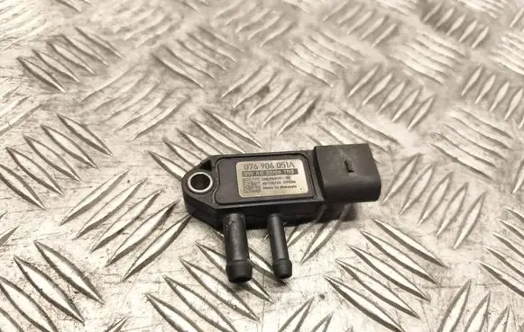 Volkswagen Golf Plus Exhaust gas pressure sensor 076906051A 03155736