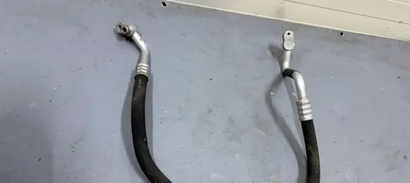 Audi A5 8T 8F Air conditioning (A/C) pipe/hose 8T0260701M