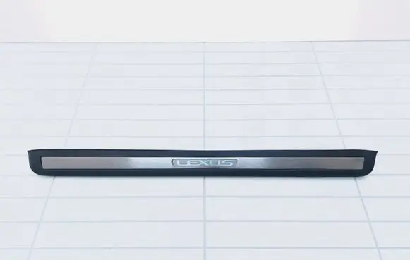 Lexus GS 300 400 430 Front sill trim cover 6791230100 6791230110