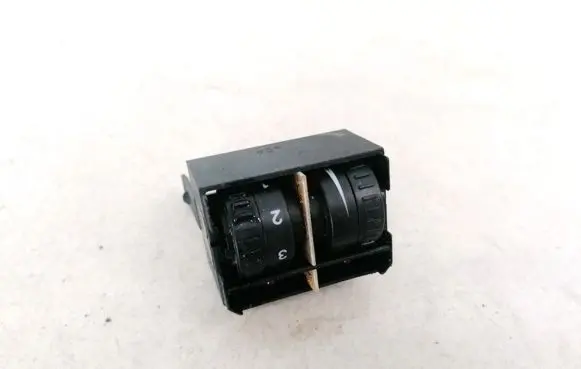 Volkswagen Touran I Headlight level height control switch 1T0941333