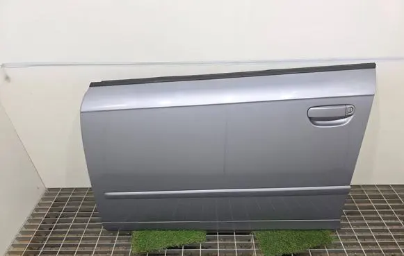 Audi A4 S4 B7 8E 8H Front door LY7H