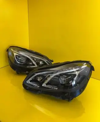 Mercedes-Benz E W212 Headlight/headlamp A2128202339
