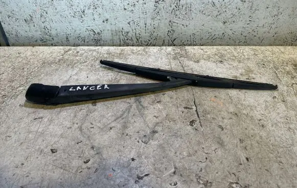 Mitsubishi Lancer X Rear wiper blade arm 