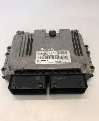 Ford Mondeo MK V Engine control unit/module FS7A12A650BSG 0261S16822 DG9A12B684XB