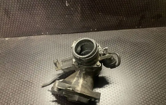 Renault Espace IV Throttle valve 8200056350