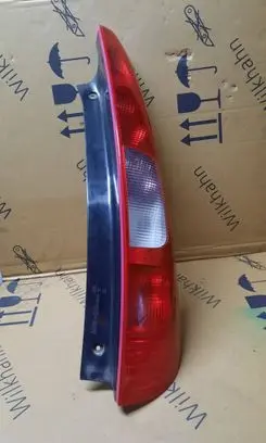 Mitsubishi Colt Rear/tail lights 8330A234