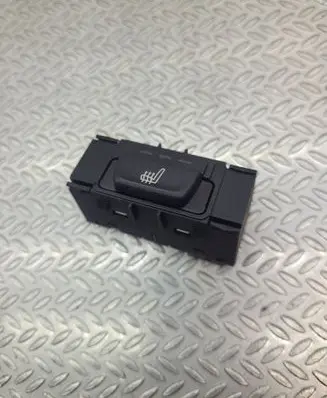 BMW X5 G05 Seat heating switch 6828057
