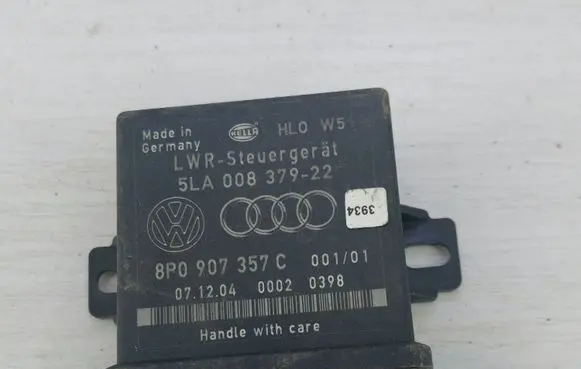 Audi A6 S6 C6 4F Light module LCM 8P0907357C 5LA00837922