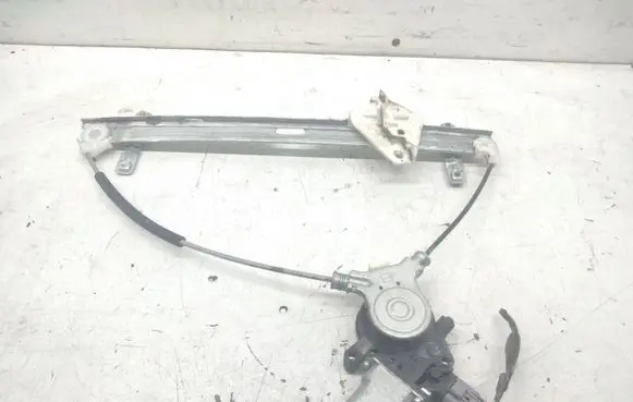 Honda FR-V Front door window regulator with motor