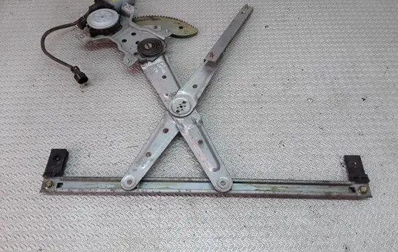 KIA Carens I Rear door window regulator with motor