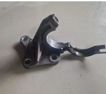 Renault Espace - Grand espace IV Driveshaft support bearing bracket 8200373073