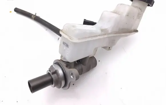 Hyundai Tucson IV NX4 Master brake cylinder KX1818D