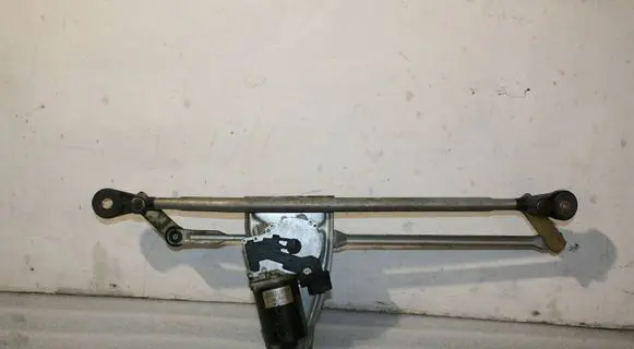 BMW X5 E53 Front wiper linkage and motor 704657102