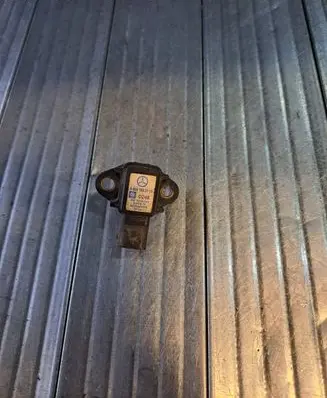 Mercedes-Benz Sprinter W906 Air pressure sensor A0041533128 0248 16244349
