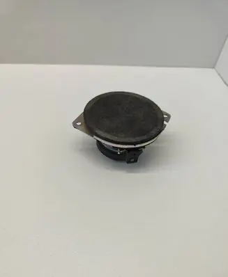 Dodge Challenger Front door speaker 68423513AA 26777AA