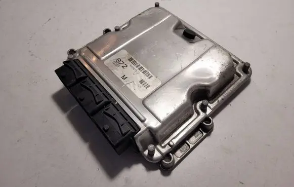 Mitsubishi Space Star Engine control unit/module 0281010438 8200058052 M8200066001