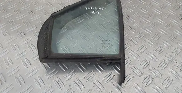 Toyota Yaris Front door vent window glass four-door 43R00097