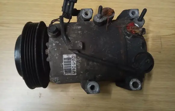 KIA Sportage Air conditioning (A/C) compressor (pump) DX9FA04