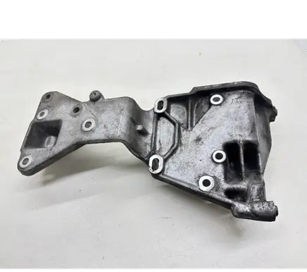 Volvo S80 Generator/alternator bracket 30731516