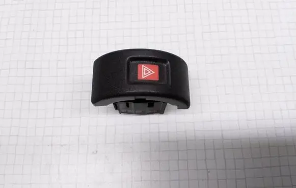 Opel Astra G Hazard light switch 90561384 90437427 90565714