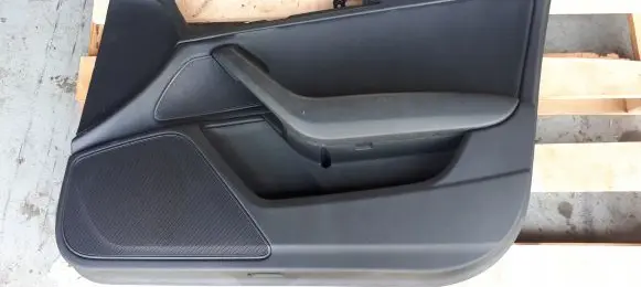 Audi A6 S6 C7 4G Front door card panel trim 4G1867022