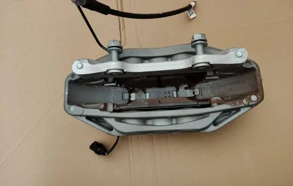 Audi e-tron Front brake caliper 4KE615106AE