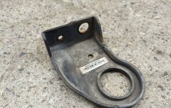 KIA Stinger Radiator mount bracket 282592CTA6