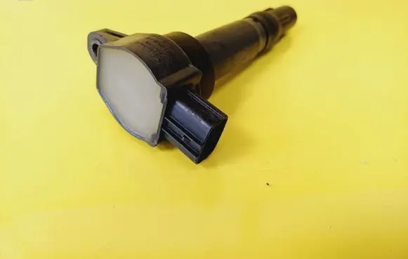 Mitsubishi Colt High voltage ignition coil MN195616